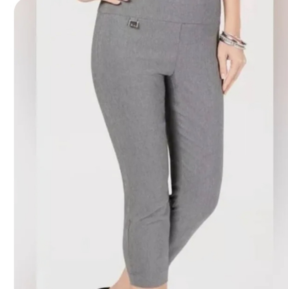 Gray alfani capris